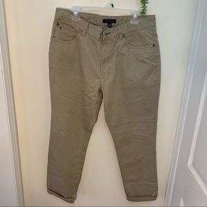 Tommy Hilfiger Men Timeless Khaki Straight Leg Relaxed Fit Pants